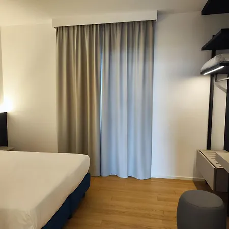 Domo Apuliae Ξενοδοχείο 4*